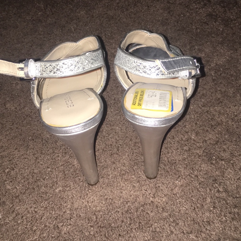 Heels - Picture 2 of 3